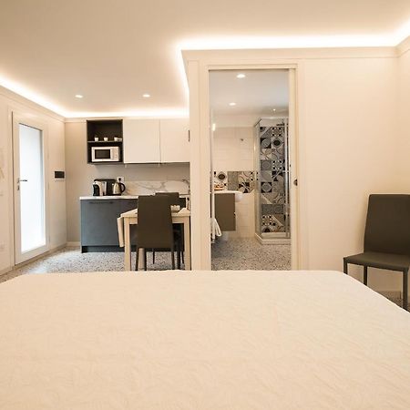 Venetian Roof View Apartment Luaran gambar