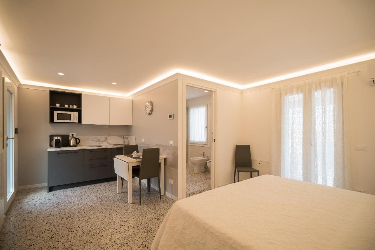 Venetian Roof View Apartment Luaran gambar