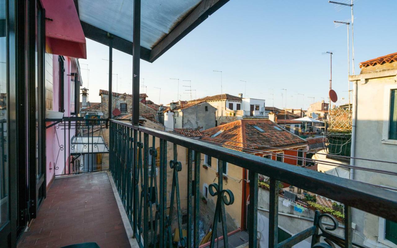 Venetian Roof View Apartment Luaran gambar